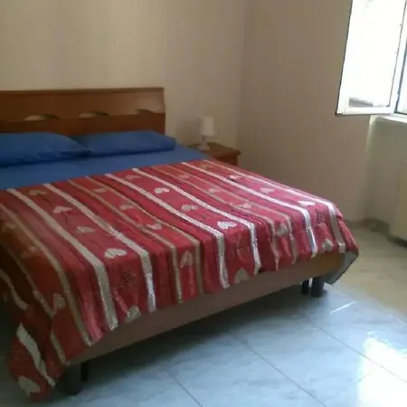 Apartment Braccianese Rome